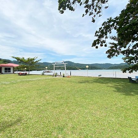 Oyo 90317 Ambong Bay Resthouse Hotel Kota Kinabalu Bagian luar foto