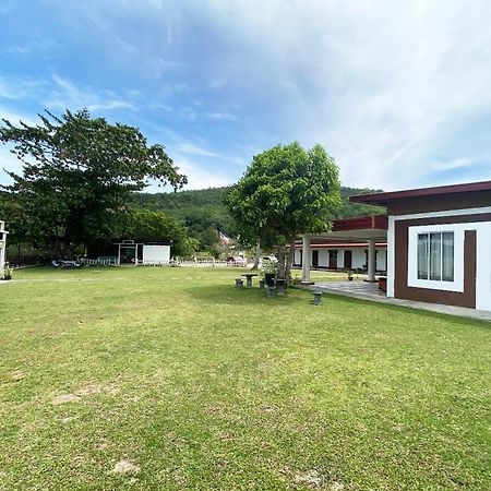 Oyo 90317 Ambong Bay Resthouse Hotel Kota Kinabalu Bagian luar foto