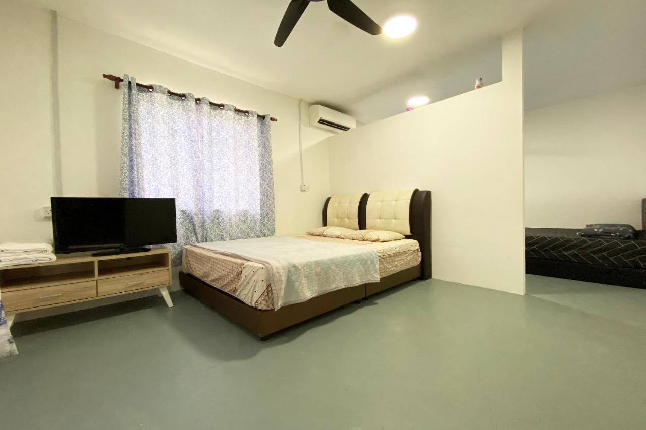Oyo 90317 Ambong Bay Resthouse Hotel Kota Kinabalu Bagian luar foto