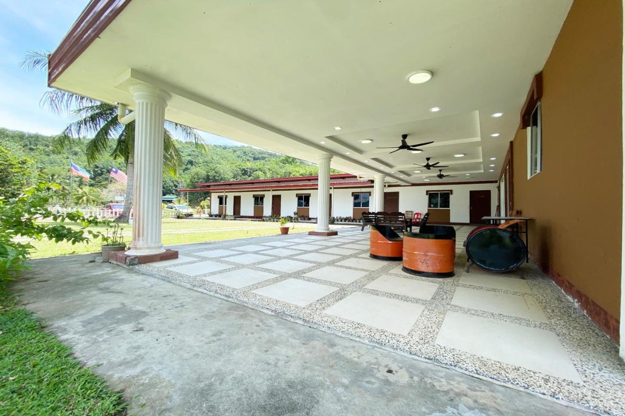 Oyo 90317 Ambong Bay Resthouse Hotel Kota Kinabalu Bagian luar foto